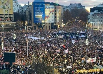 Përpjekjet e Serbisë për ta fajësuar Kosovën për trazirat e saj të brendshme