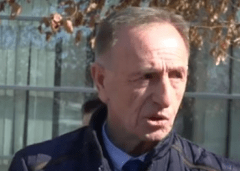 P*adi ndaj Kuvendit dhe kompanisë, punëtoret greviste kërkojnë pagat