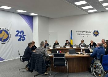 Procesi i votimit, kryetari i KQZ-së: Gjithçka në rregull