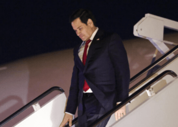 Avioni që e transportonte në Mynih pëson defekt, Marco Rubio kthehet në Uashington