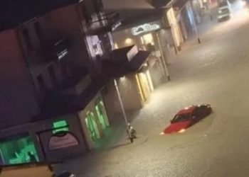 Moti i keq përfshin Italinë, përmbytje të mëdha në ishullin Elba