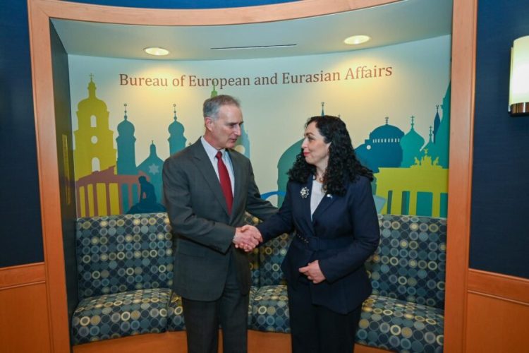 ‘Takime’ Presidentja Osmani bën një përmbledhje të vizitës në Washington