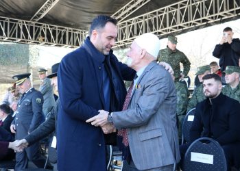 Konjufca mori pjesë në ceremoninë e rreshtimit të kuadrateve të FSK-së