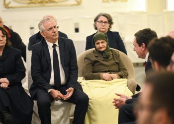 Kryeministri Kurti vizitoi për ngushëllime familjen Xhemaili