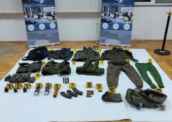 KFOR-i gjen pajisje ushtarake në veri të Kosovës