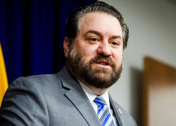 Politikani me origjinë serbe emërohet ambasador i SHBA-së në Serbi