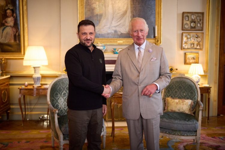 Zelenskyy në Londër, pritet takim me Mbretin Charles