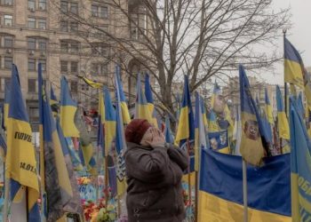 Çfarë mendojnë ukrainasit për përplasjen Trump-Zelensky?