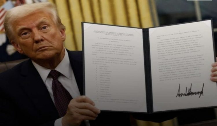 Trump e shpall anglishten gjuhën zyrtare të SHBA-së