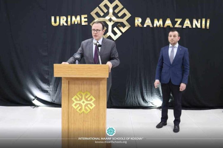 Shkollat Ndërkombëtare Maarif shtruan iftar në Kosovë
