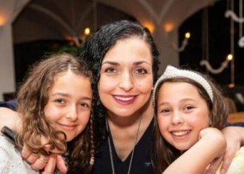 “Dy dritat e syve e të shpirtit”, vajzat e presidentes Osmani festojnë ditëlindjen