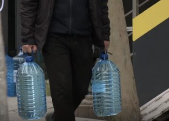 Në kryeqytet, uji mungon në “Ditën Botërore të Ujit” (VIDEO)