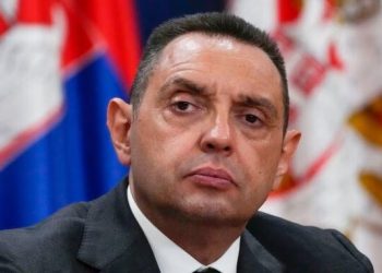 Zv/kryeministri serb: Komplotistët kundër Trump qëndrojnë pas prot*stave në Serbi