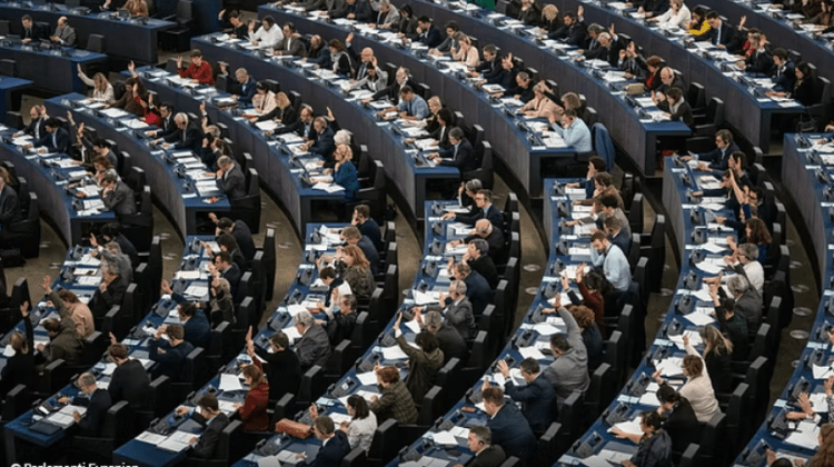 ‘Katargate’ i ri në zemrën e BE-së, 15 eurodeputetë dyshohet se morën ryshfet për të favorizuar Huawei