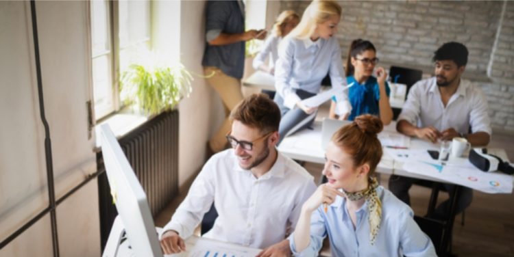 Sa fitojnë gratë në krahasim me burrat në Evropë?