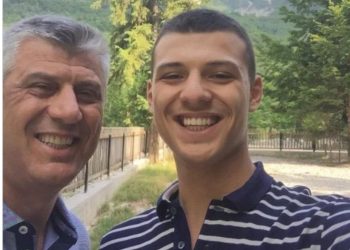 Vizita te babai i sëmurë në QKUK, djali i ish- presidentit Thaçi publikon këto pamje
