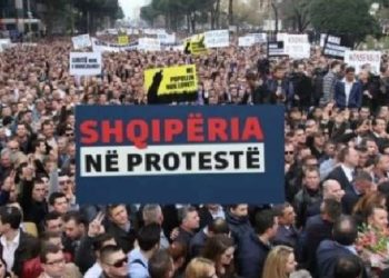 Nesër protesta e opozitës në Shqipëri/ Kërkohet dy orë leje, mbi 1000 efektivë të shtunën në terren