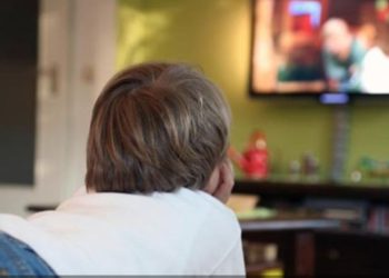 Fëmijët po na i rrit Interneti! Na e tregoi qartë një serial në Netflix