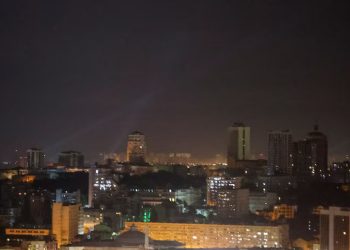 Ushtria ukrainase thotë se ka rimarrë një fshat në Luhansk