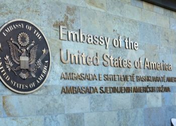 Ambasada amerikane uron Fitër Bajramin
