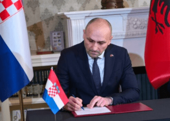 Marrëveshja trepalëshe në mbrojtje, ministri kroat: Të vetëdijshëm për rreziqet e sigurisë, po i forcojmë marrëdhëniet në mbrojtje