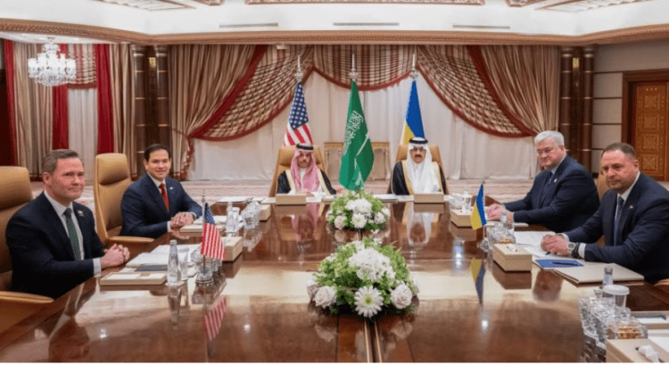 Takimi në Arabinë Saudite, Ukraina propozon armëpushim që mbulon Detin e Zi