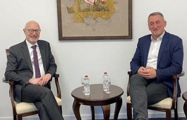 Guerreau e Rashiq diskutojnë për nevojën e formimit të një qeverie stabile