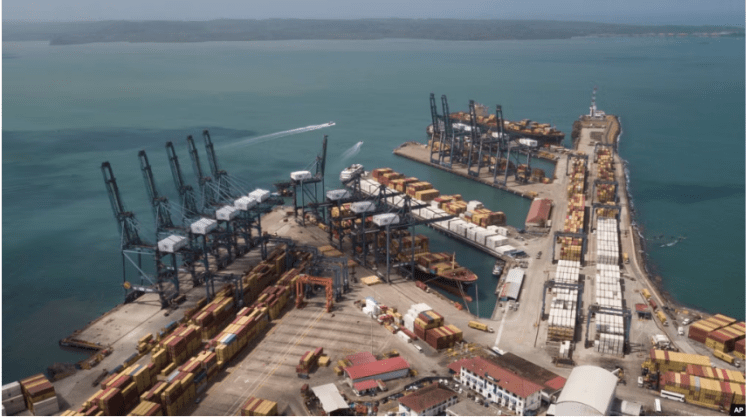 Portet në Kanalin e Panamasë do të vihen nën kontrollin amerikan