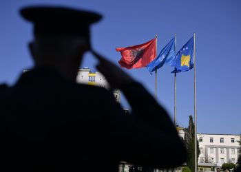 Revista kroate demanton Vuçiqin: Marrëveshja KS-AL-HR u koordinua me ShBA-në dhe NATO-n