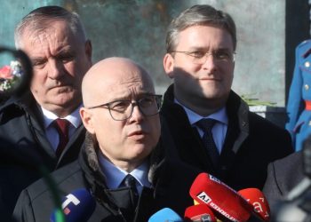 Kryeministri serb “çuditet” me aleancën ushtarake Kosovë-Shqipëri-Kroaci: Kundër kujt po bëhet kjo?