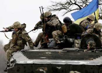 Zbulohet propozimi anglo-francez: Të ndërpriten për një muaj luftimet Rusi-Ukrainë nga ajri dhe deti, s’do ketë trupa europiane në Kiev