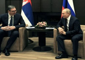 Vuçiq bisedë telefonike me Putinin për çështje të rëndësishme për Serbinë