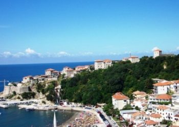 Protestë në Ulqin kundër privatizimit të hapësirave bregdetare