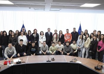Kurti mirëpriti një grup nxënësish nga Bosnje dhe Hercegovina