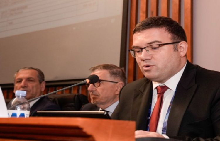 Astrit Hasani nga Kosova në krye të Federatës Evropiane të Peshëngritjes