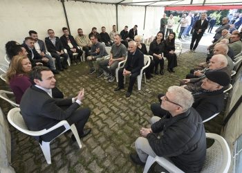 Kurti vizitoi për ngushëllime familjen e Dr. Rrushe Ramadani Rushiti