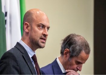 Franca akuzon inteligjencën ushtarake ruse për sulme kibernetike