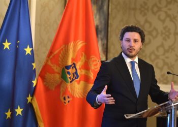 Protestat në Ulqin, Abazoviq: Qeveria do të zhdukë shqiptarët