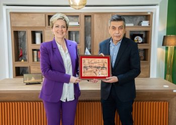 Mexhiti viziton Preshevën, me Sinanin flasin për vendkalimin kufitar