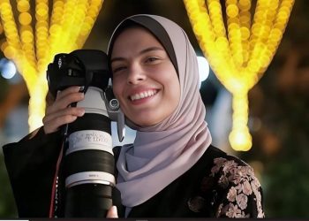 ‘Nëse unë vd_es, dua një vdek_je me zë të lartë!’ Izraeli vr_et vetëm pak ditë para dasmës fotoreporteres e Gazës