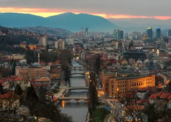 Sarajeva përkujton 33-vjetorin e rrethimit më të gjatë në historinë moderne