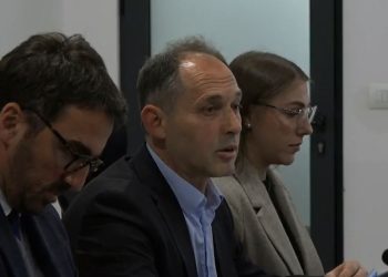 Drejtori i ZRrE-së thotë se bursa është shkaktari kryesor i rritjes së çmimit të rrymës