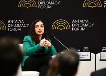 Osmani pret që Kina të avancojë shpejt drejt njohjes së Kosovës