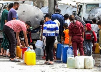 Qeveria në Gaza: Izraeli e kthen ujin në një a*rmë vr*asëse kundër palestinezëve