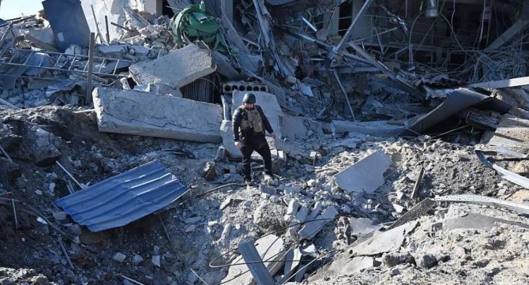 Zelensky thotë se sulmet ruse po vazhdojnë pavarësisht se Putin shpalli ‘armëpushim’