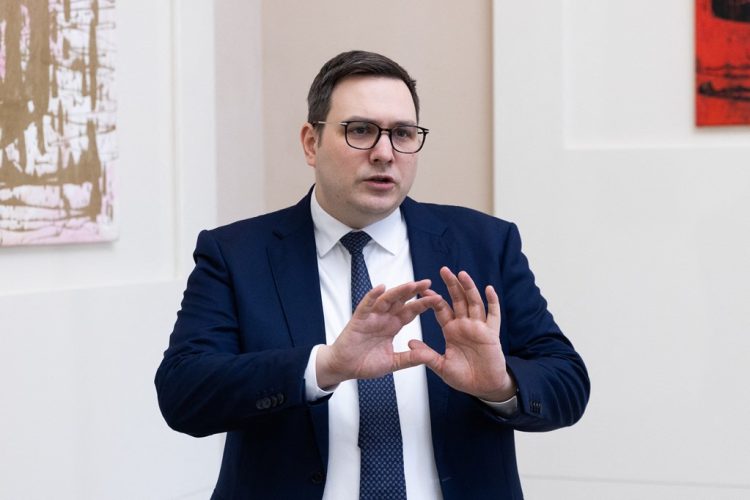 Ministri i Jashtëm çek kritikon propagandën e Putinit
