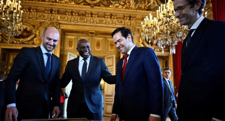 Shtyhen bisedimet për paqe në Ukrainë mes ministrave të Jashtëm në Londër