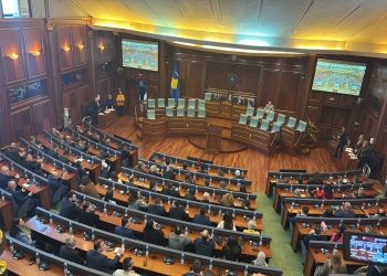 LVV propozon sërish Albulena Haxhiu, ajo nuk i merr votat e mjaftueshme