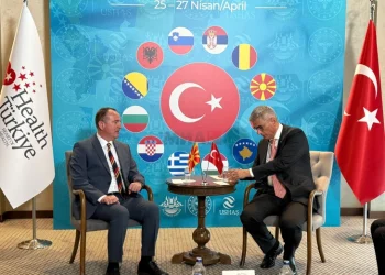 Taravari takon dhe falënderon homologun turk: Miqtë e mirë shihen në ditë të vështira