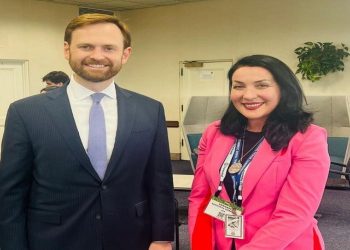 Sogojeva-Dermaku takoi kryetarin e Komisionit Federal për Tregti të SHBA-ve
